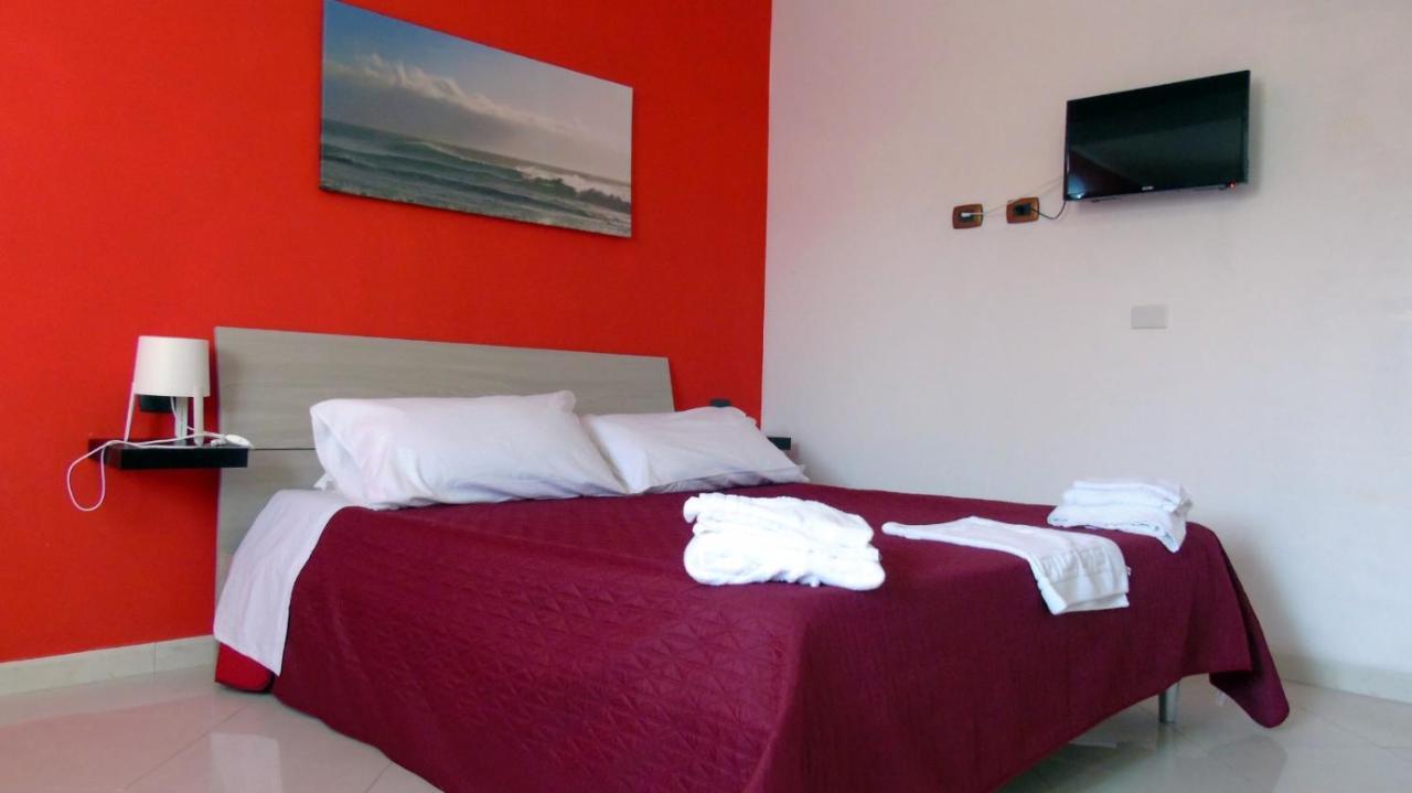 Casa Vacanza Miramare Portopalo Di Capo Passero Екстериор снимка